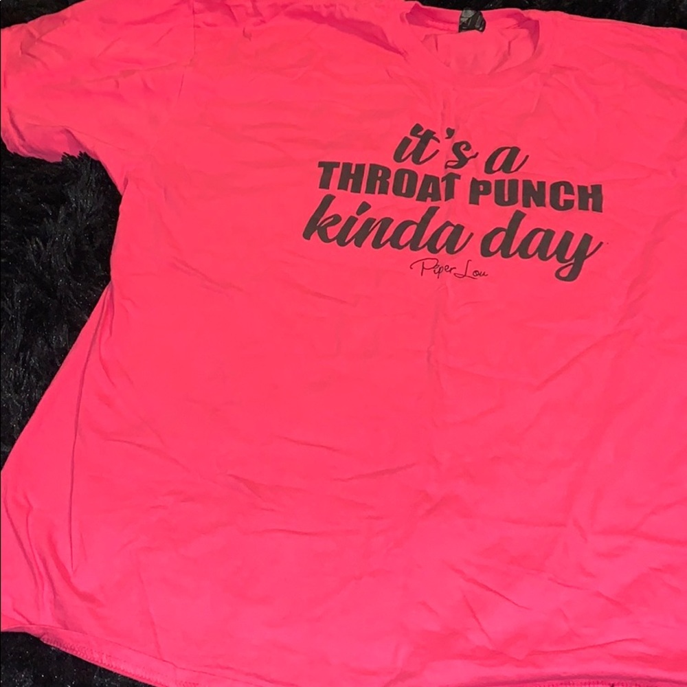 Pink t shirt